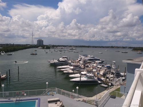 Building Photo - 7904 West Dr