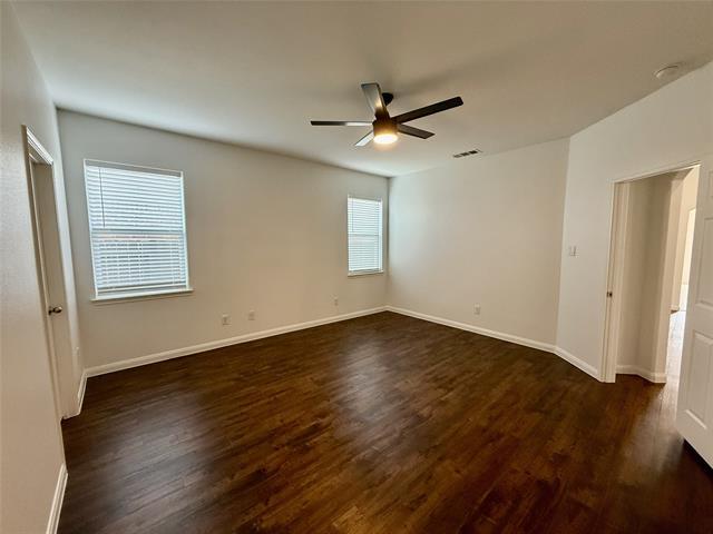 Building Photo - 205 Oriole Dr