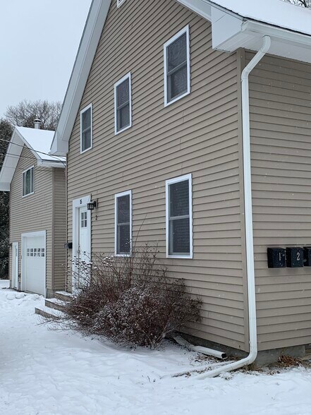 Front of building 3 unit - 15 Bower St