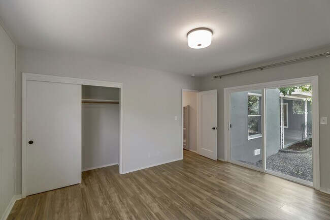Building Photo - Los Altos 4-Bedroom with Fireplace, EV Hoo...