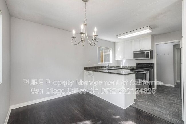 Building Photo - 17181 W Bernardo Dr