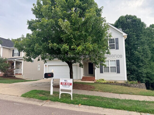 Building Photo - 305 Holly Thorn Trace