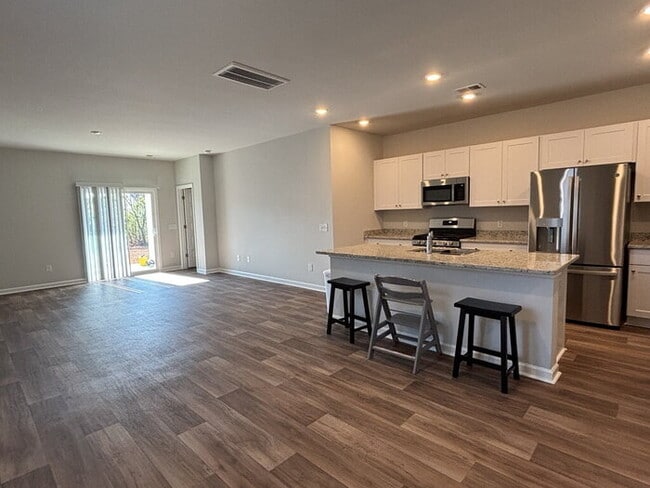 Building Photo - 342 Tiliwa St