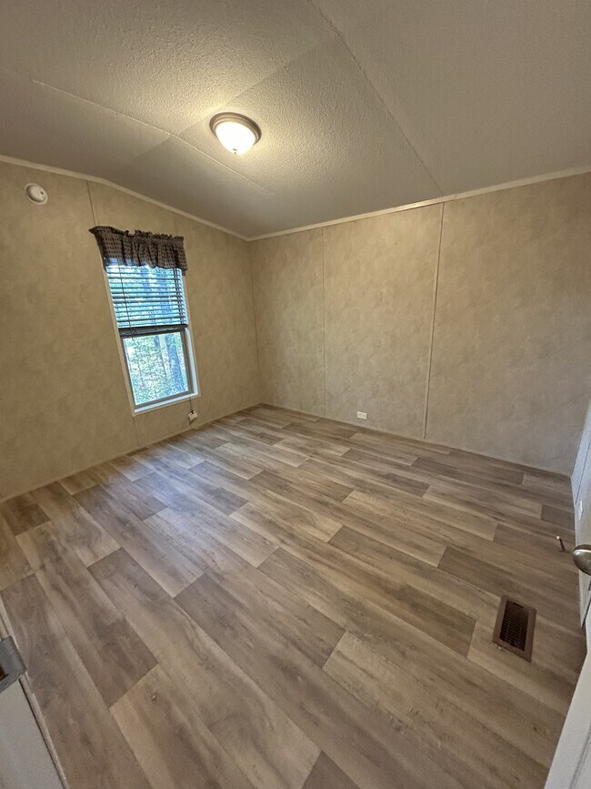 Building Photo - 211 Wauka Ridge Rd