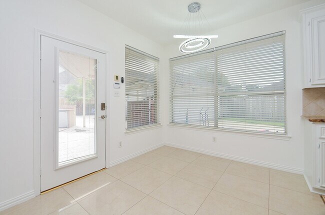Building Photo - 5315 Fairweather Ct