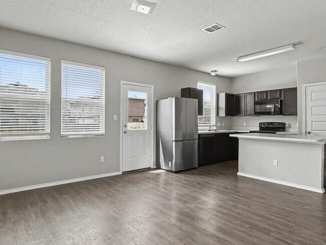 Building Photo - 9407 Somers Bend