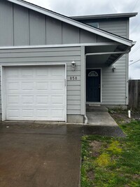 Building Photo - 858s9