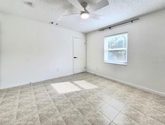 Building Photo - 2408 W Cypress St