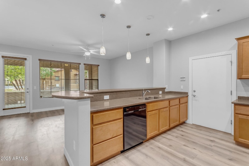 Building Photo - 4777 S Fulton Ranch Blvd