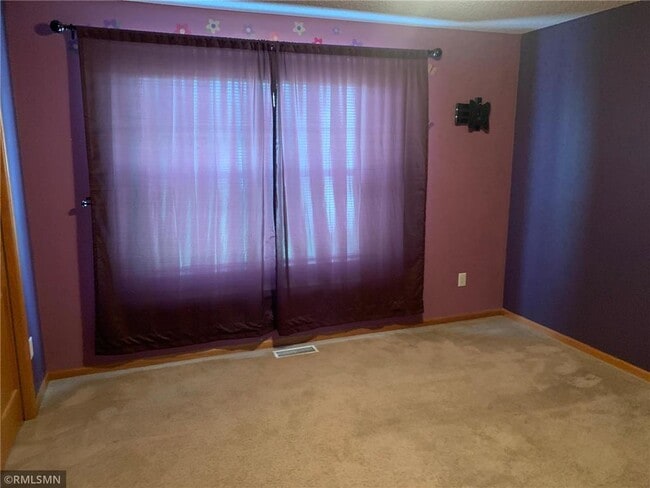 Building Photo - 3125 Legacy Ln