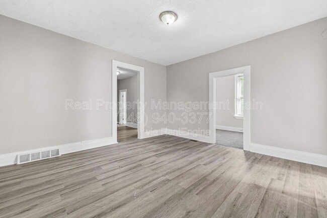 Building Photo - 3707 Hunt St