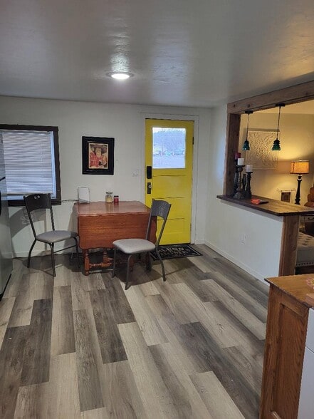 kitchen with door to outside - 703 N Walnut St