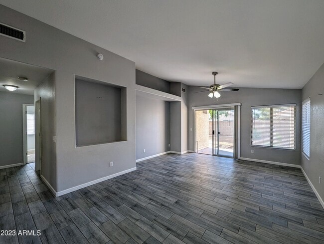 Building Photo - 9318 W Brown St