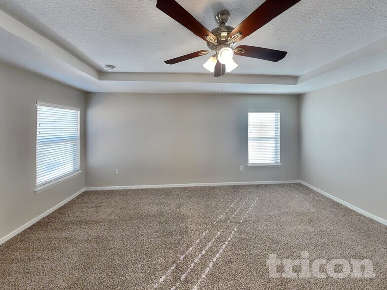 Building Photo - 1513 Lancashire Way