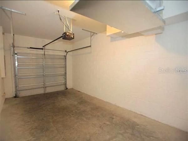 Building Photo - 1343 Clove Dr