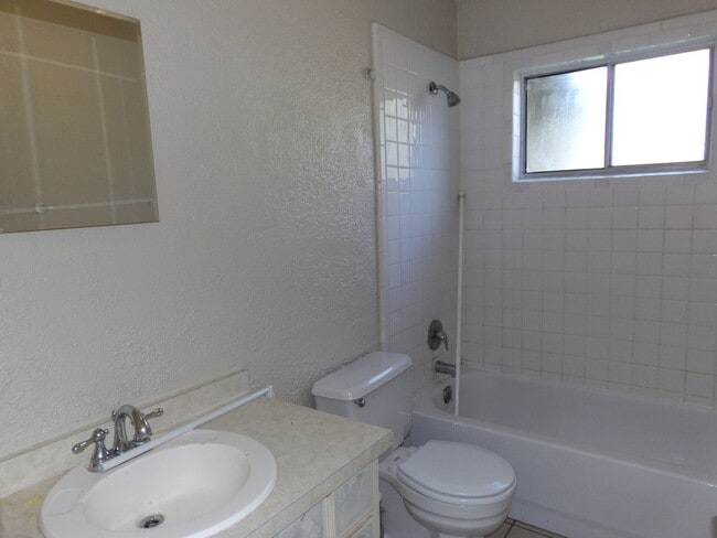 Building Photo - 3 Bedroom 1 bath Call Carole Arcaro Delton...