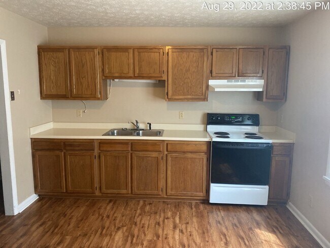 Building Photo - 6515 Kemper Ct