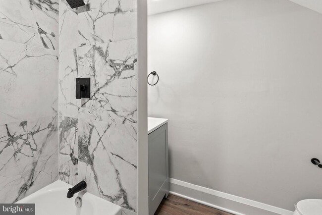 Building Photo - 8604 Chestnut Oak Rd