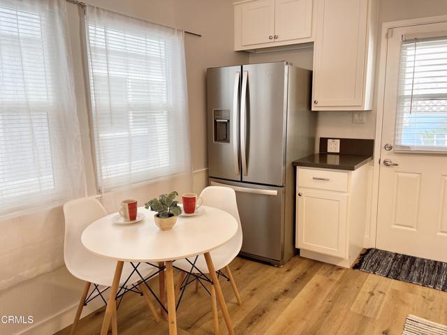 Building Photo - 3945 Sunset Ln