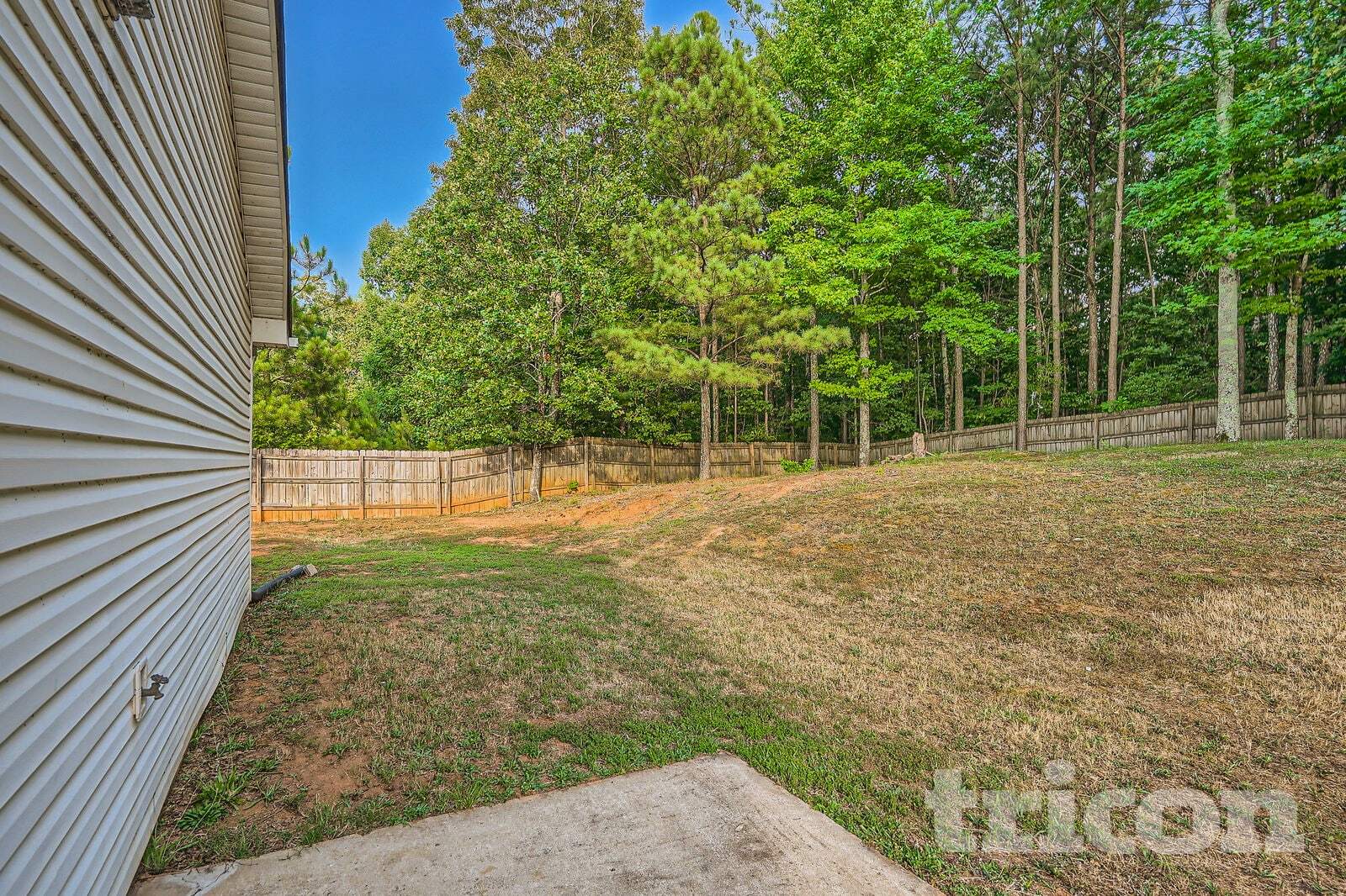 Building Photo - 1476 Steam Engine Way NE