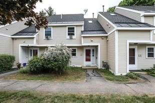 Building Photo - 34 Modena Dr