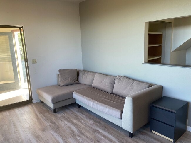 Building Photo - Ward Apartments LLC