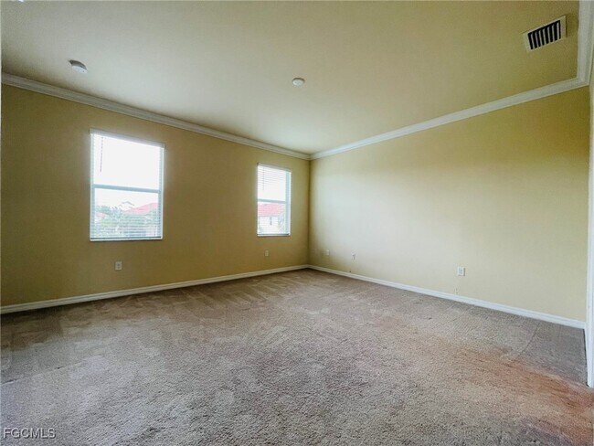Building Photo - 8885 Via Isola Court