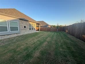 Building Photo - 619 Creekview Ln