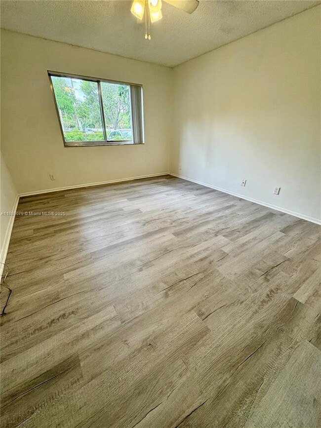 Building Photo - 110 Gardens Dr