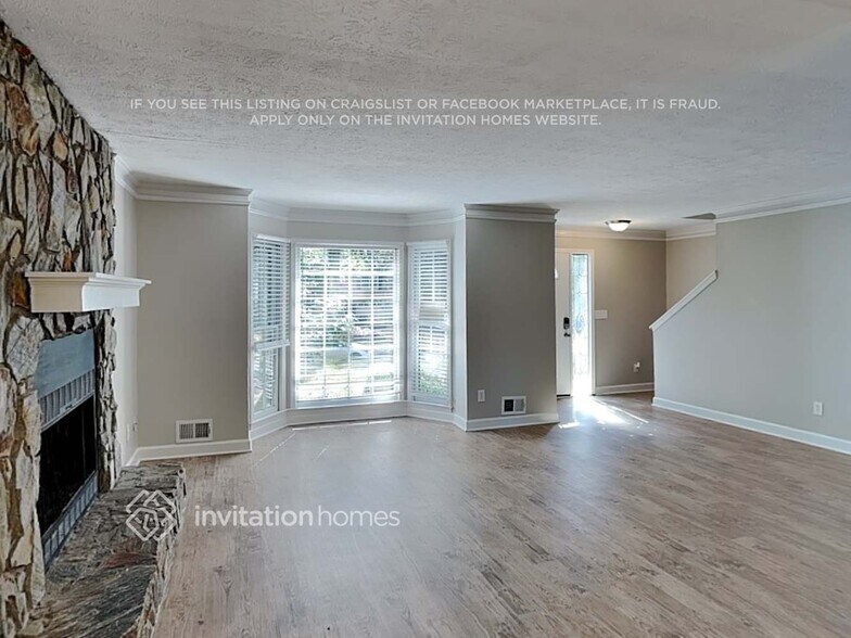Building Photo - 297 Old Hickory Way