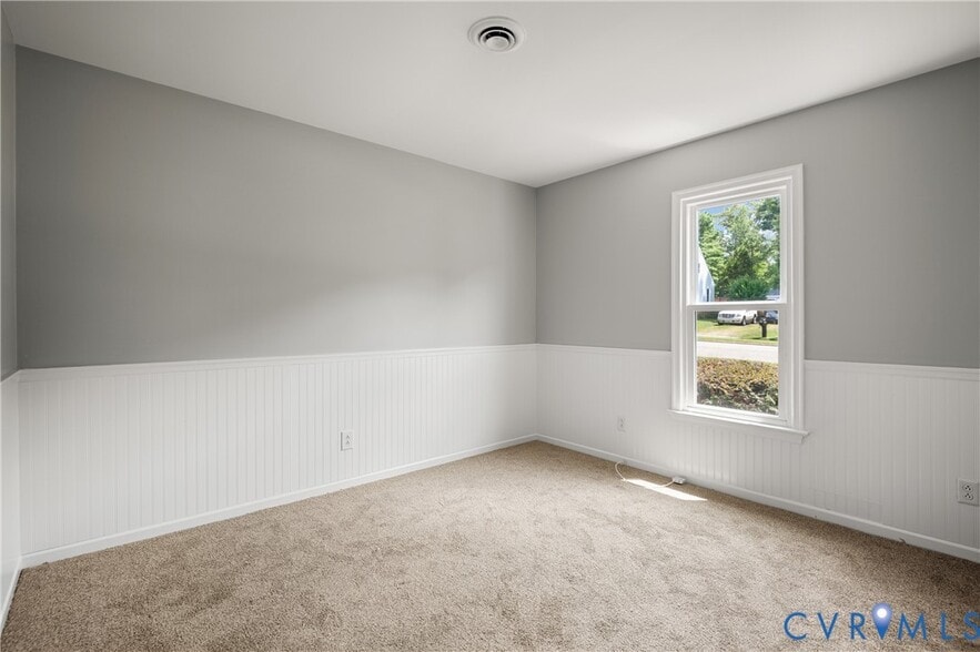 Building Photo - 5712 Sara Kay Dr