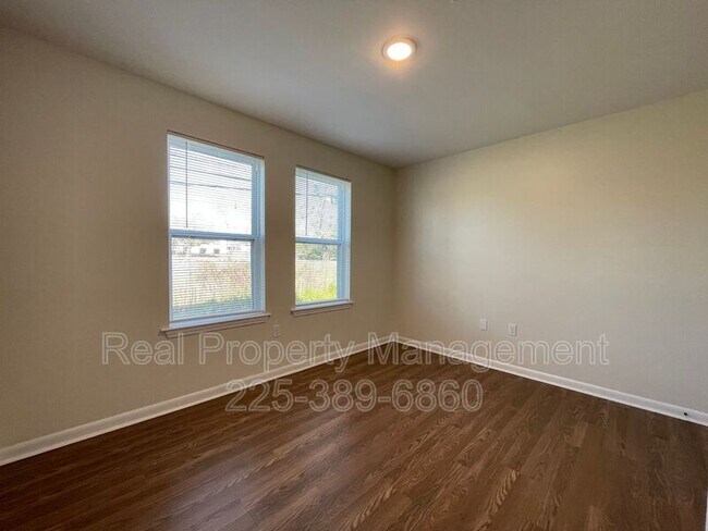 Building Photo - 7743 Bles Ave