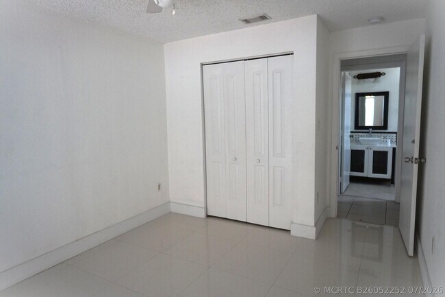 Building Photo - 18011 SW 139th Ct