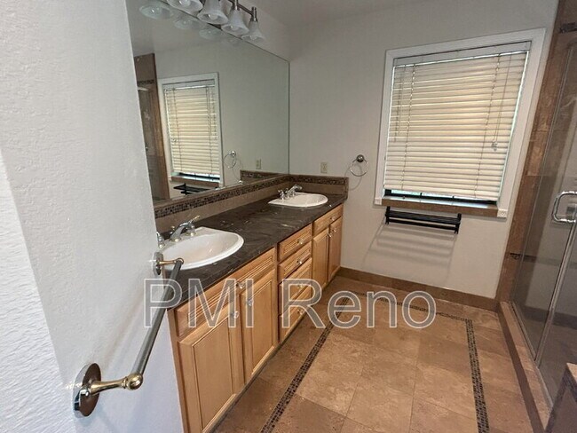 Building Photo - 1106 Happy Valley Ct