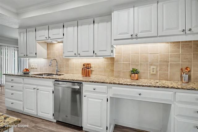 Building Photo - 2701 Whitehurst Dr
