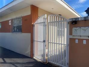 Building Photo - 210 SE 9th St