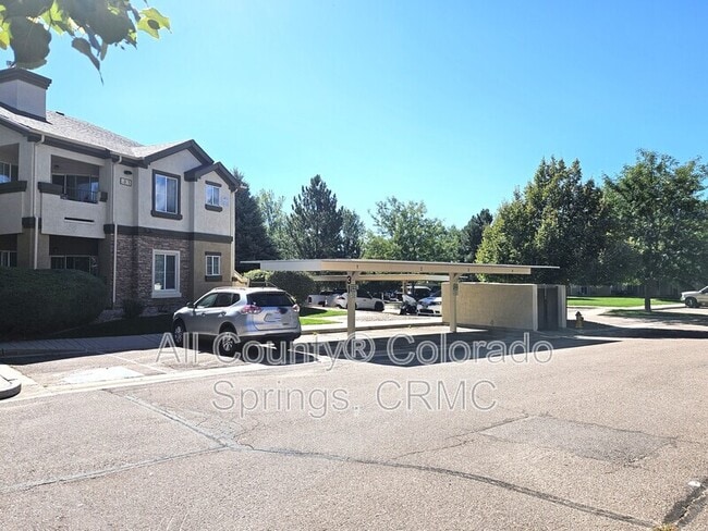 Building Photo - 3975 Riviera Grove