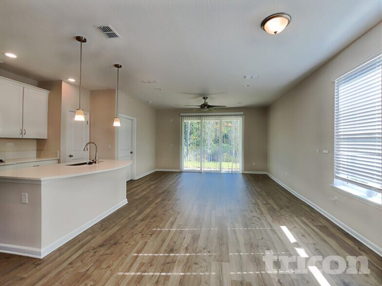 Building Photo - 191 Charlie Way