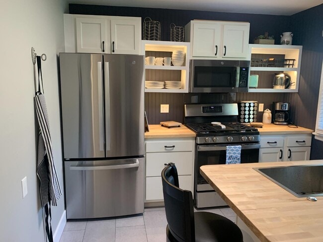 Building Photo - 2508 Braemore Rd