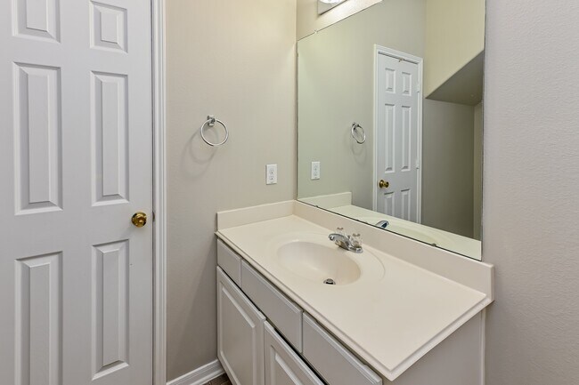 Building Photo - 9615 Barr Spring Dr