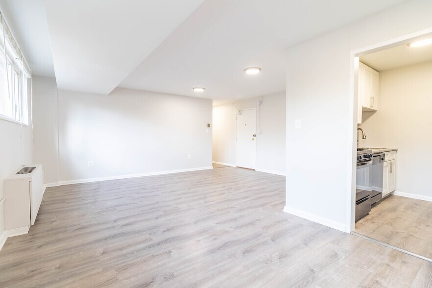 Building Photo - 2400 41st St NW