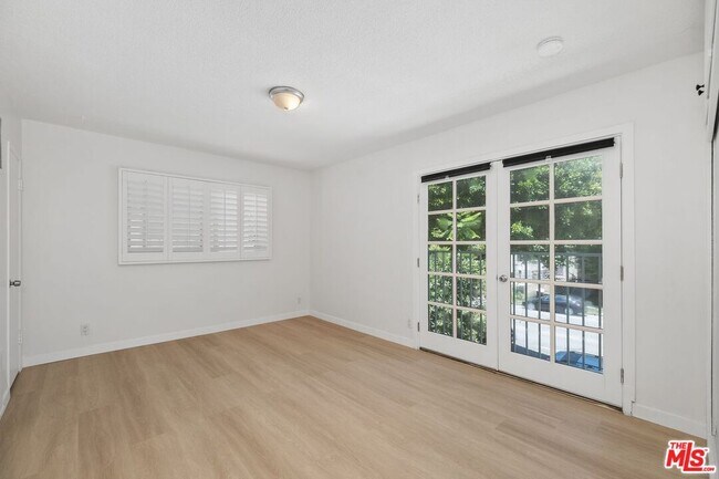 Building Photo - 2621 S Centinela Ave