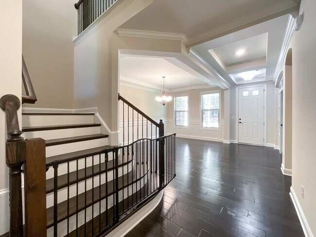 Building Photo - 214 Smithfield Dr