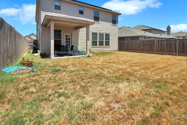 Building Photo - 668 Bailey Park Dr
