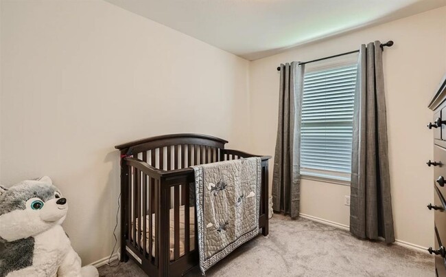 Building Photo - 301 La Dera Dr