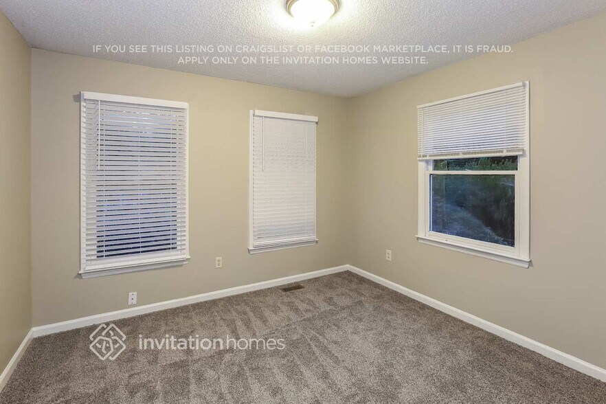 Building Photo - 88 Paddington Dr SW