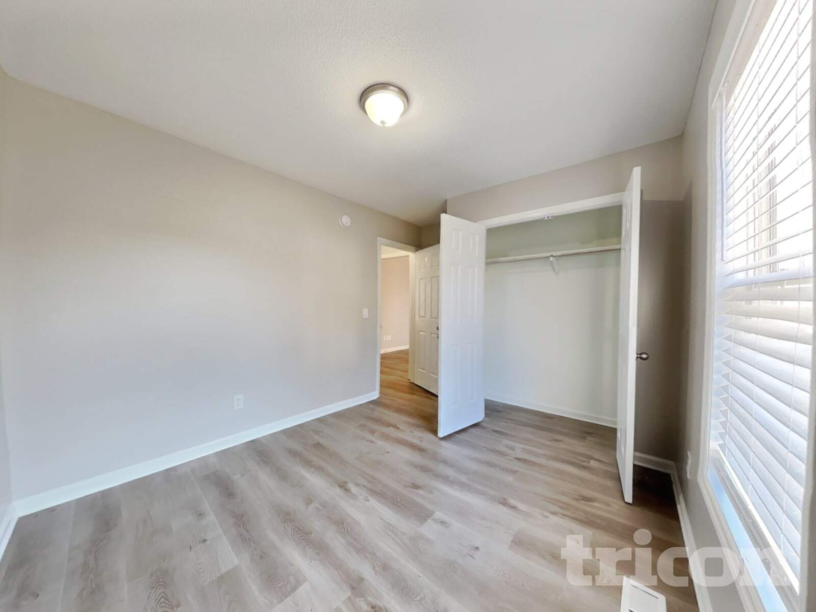 Building Photo - 2028 Ballston Pl