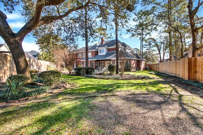 Building Photo - 13714 Gainesway Dr