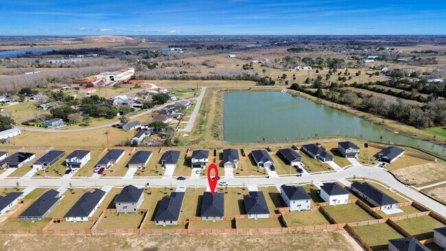 Building Photo - 1018 Bluegill Ln