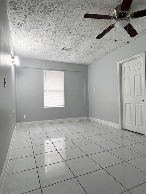 Building Photo - 845 White Oak Ct